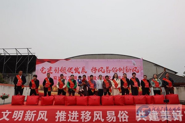 d5450a9886e457f4b851f507887721426d7ad0d0a898dfe169f2143878164659
